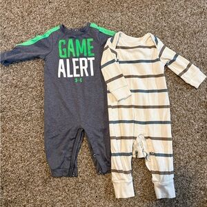 Under Armour Kids Footies - Gray with Green and Cream with Brown